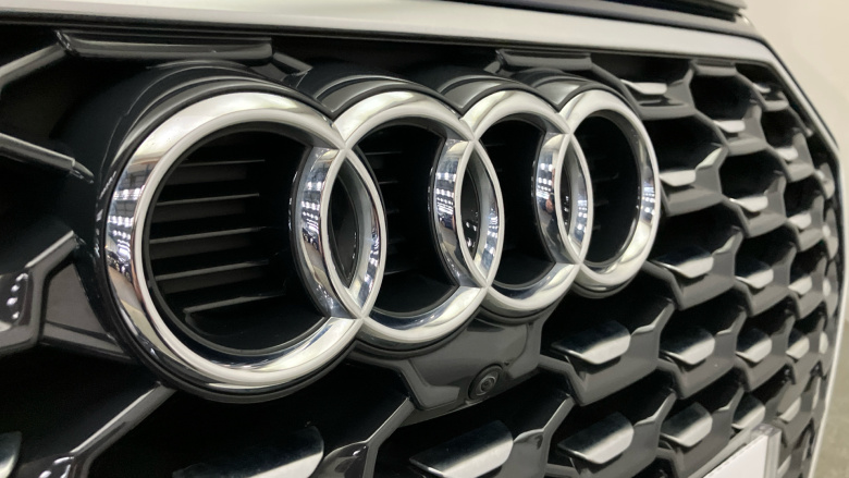 Audi Q5 40 TDI Quattro S Line 5dr S Tronic [C+S] Diesel Estate